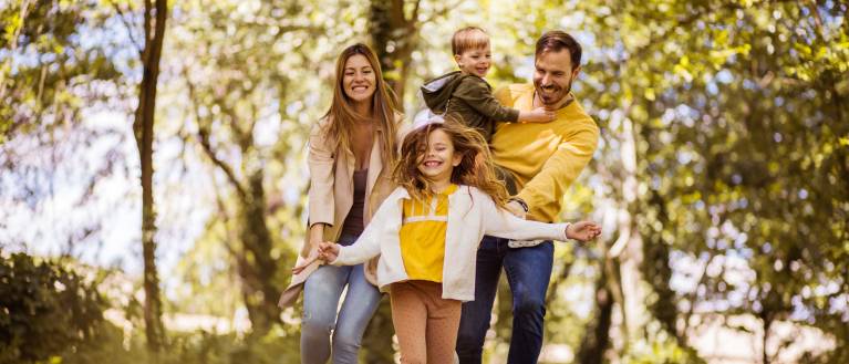 <p> <em>Familien zu unterstützen<br /></em>ist uns wichtig.</p>
